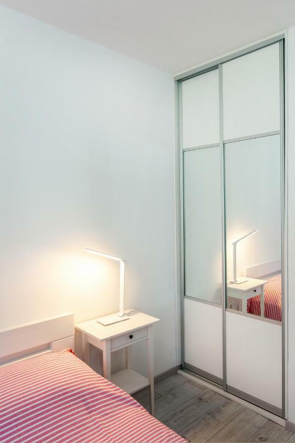 Studio Apartment Toma Сплит Екстериор снимка