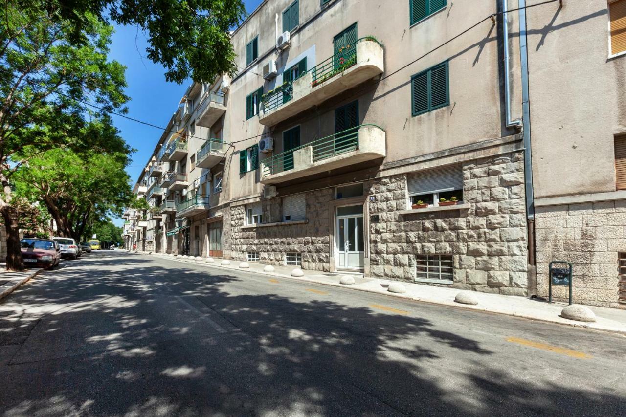 Studio Apartment Toma Сплит Екстериор снимка